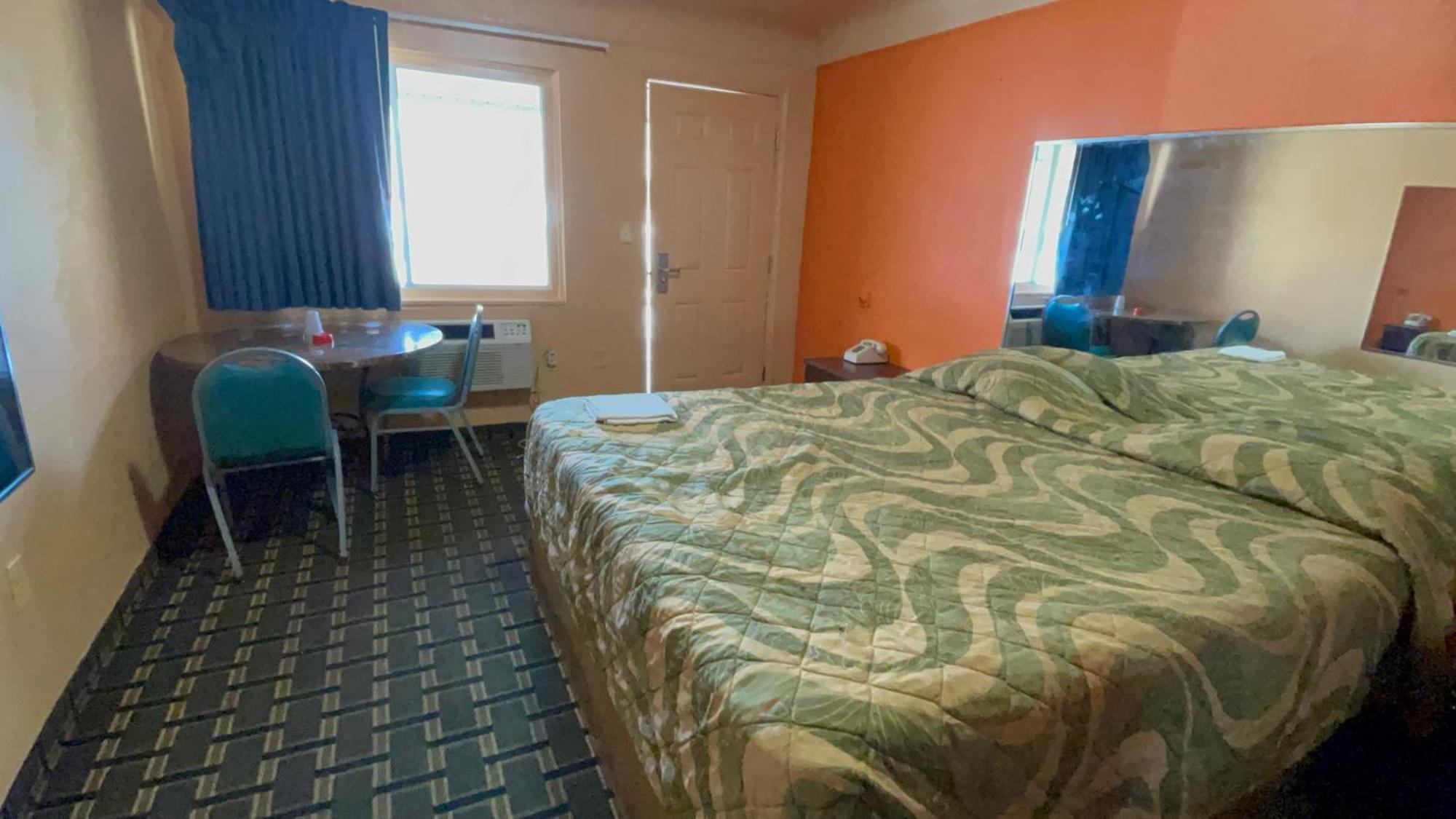 Deluxe Inn Motel Ντητρόιτ Εξωτερικό φωτογραφία