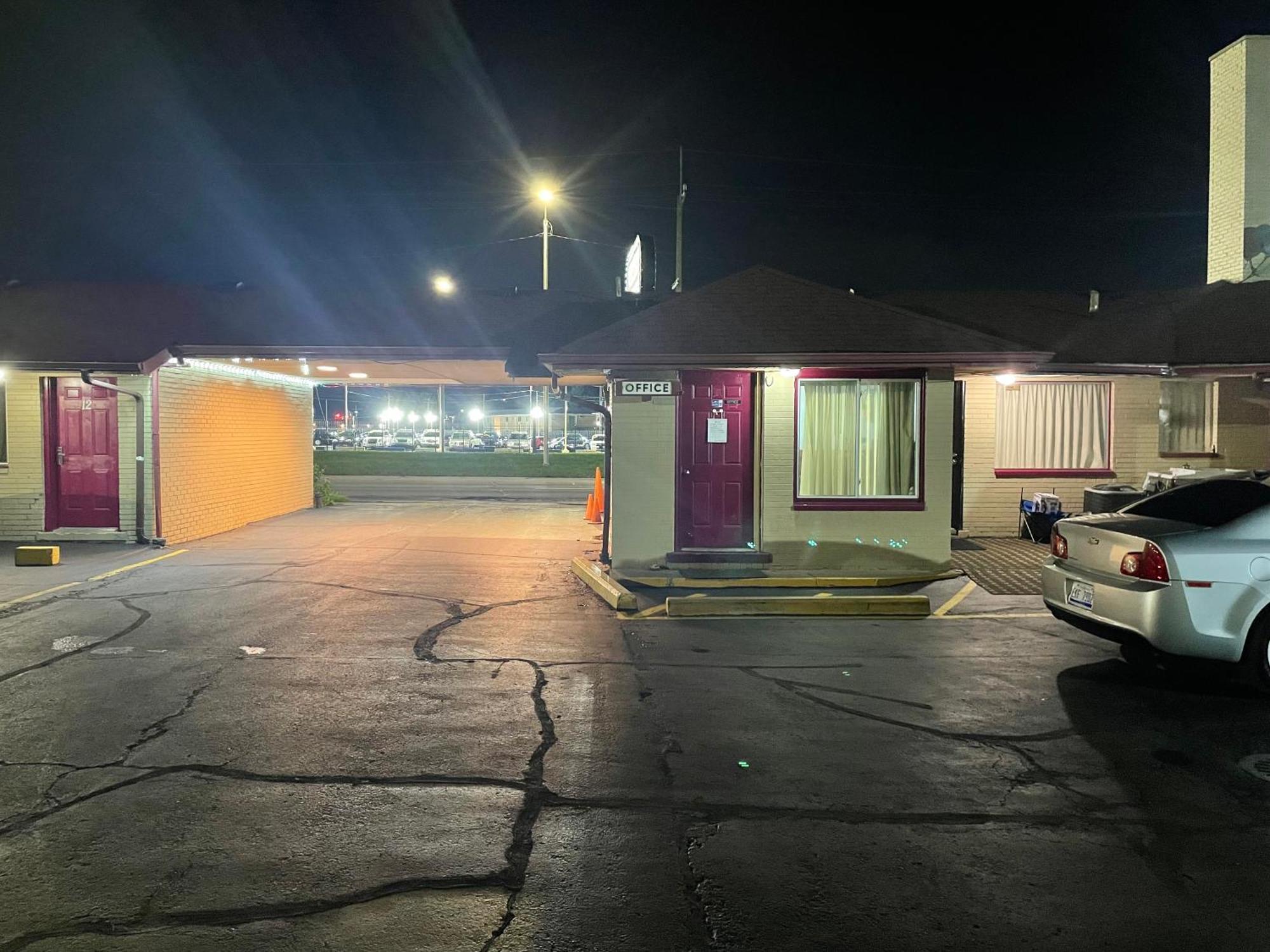 Deluxe Inn Motel Ντητρόιτ Εξωτερικό φωτογραφία