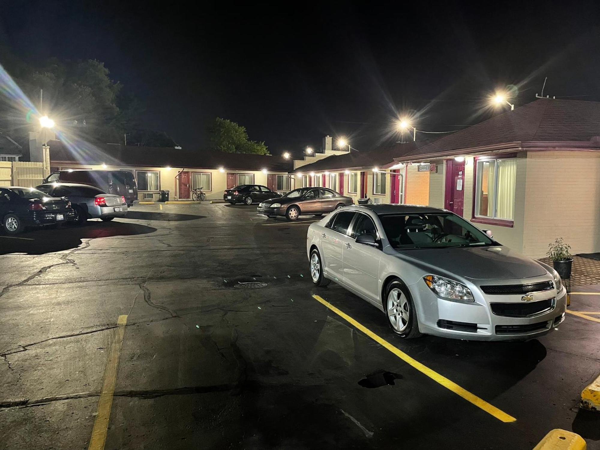 Deluxe Inn Motel Ντητρόιτ Εξωτερικό φωτογραφία